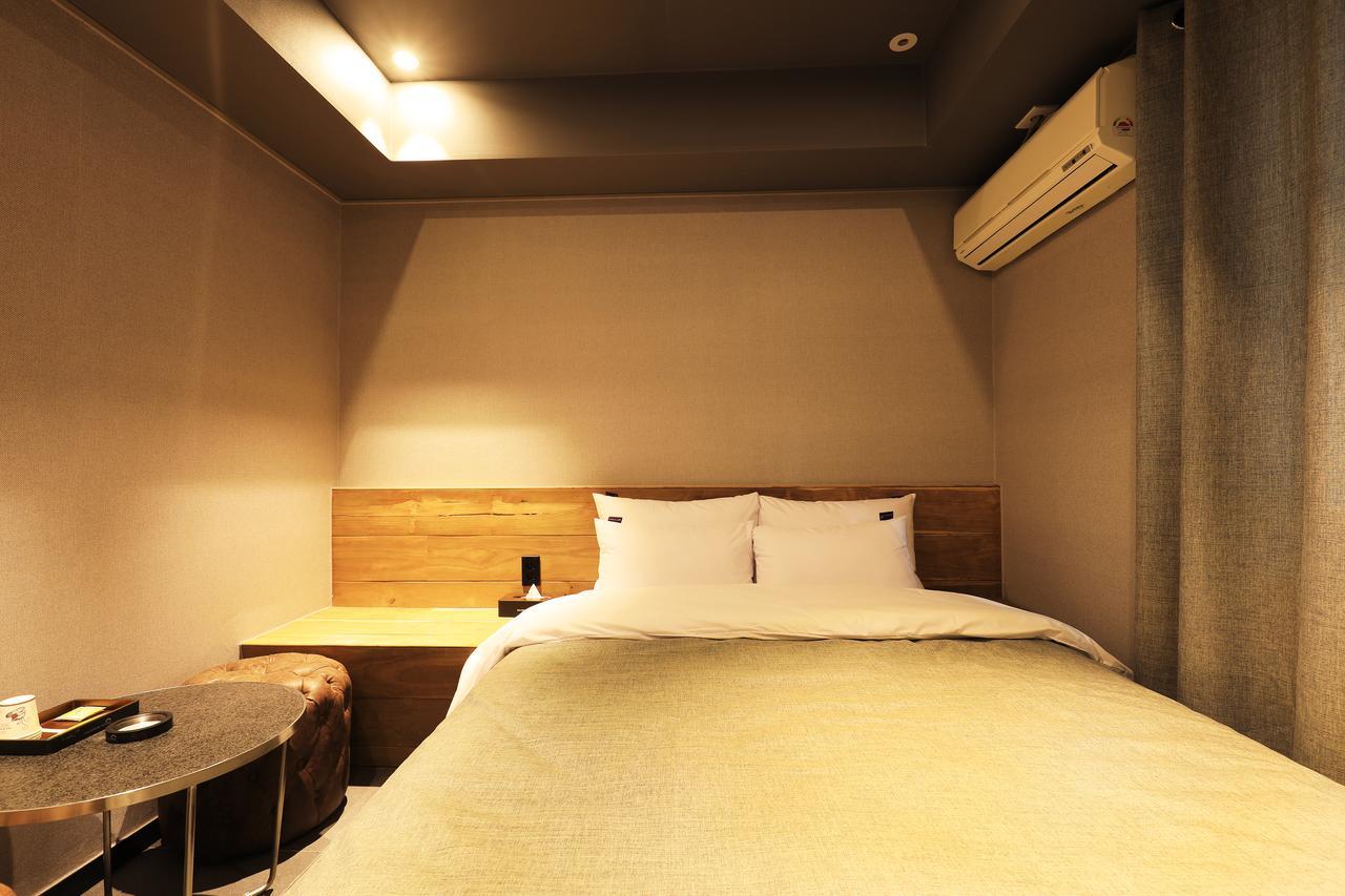 Rainbow Hotel Yongsan Seoul Exterior foto