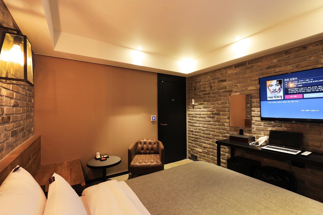 Rainbow Hotel Yongsan Seoul Exterior foto