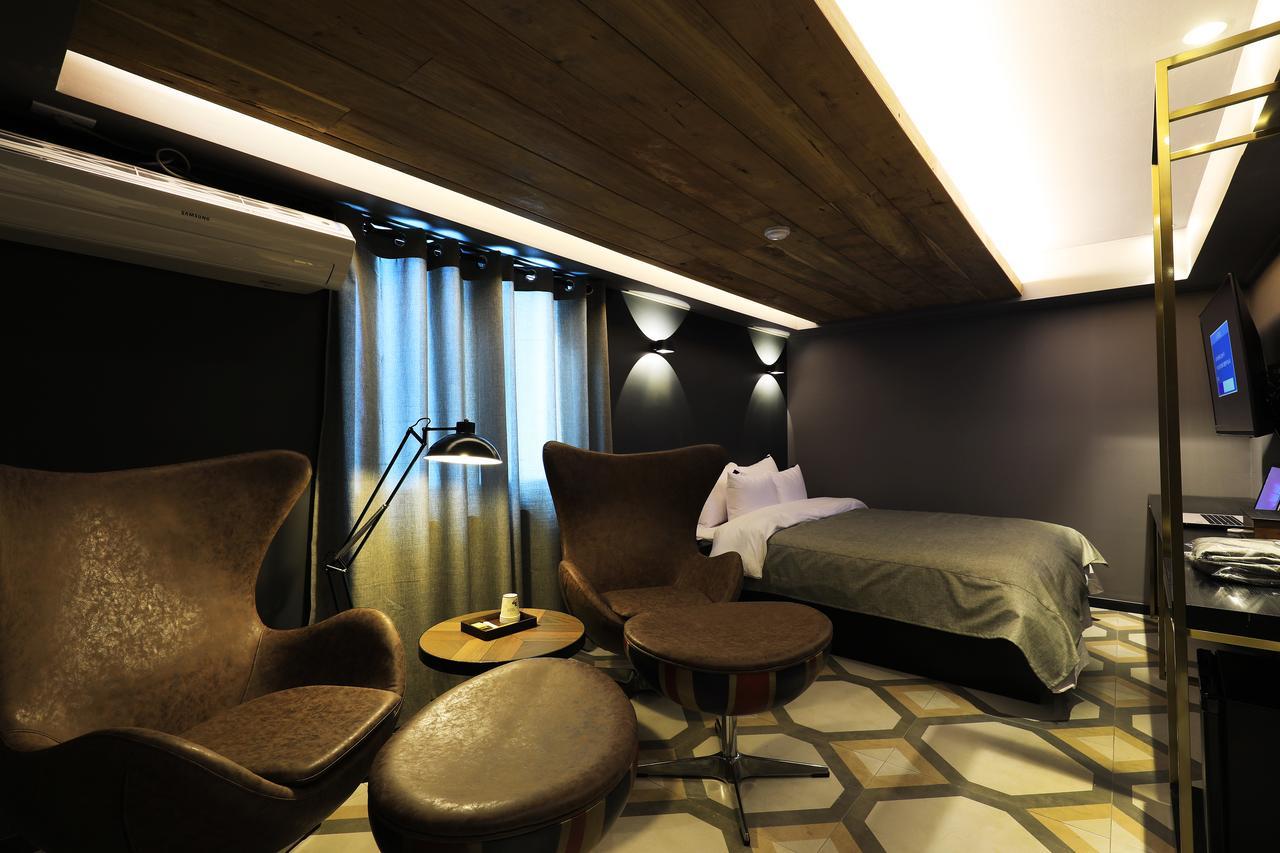 Rainbow Hotel Yongsan Seoul Exterior foto
